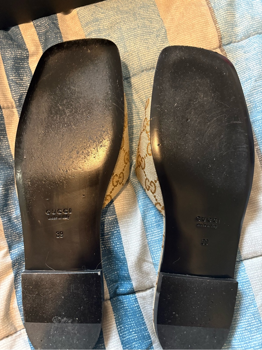 Gucci Marmont GG Canvas Slide Sandals EU 39 Gold Logo w/ Box & Dust Bags - Picture 3 of 7